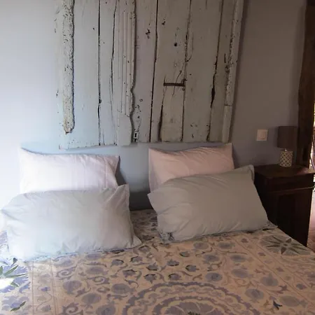 B&B La Lauze Et L'anguille