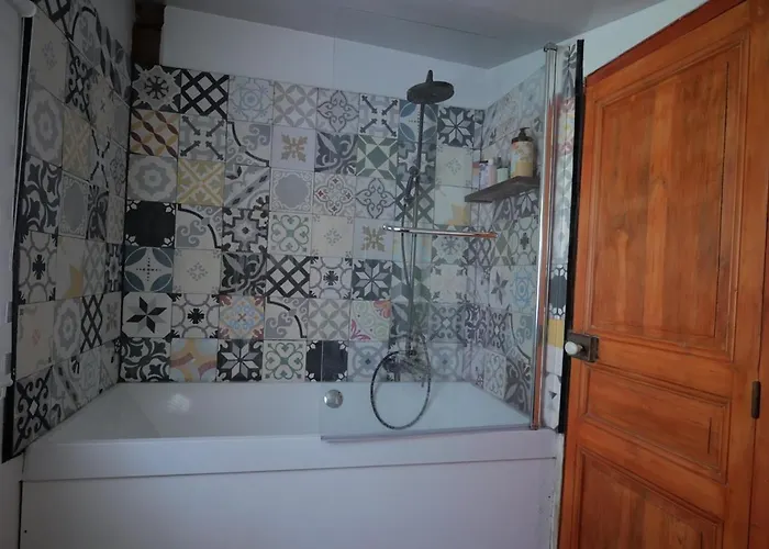 Bed & Breakfast La Lauze Et L'anguille 3*