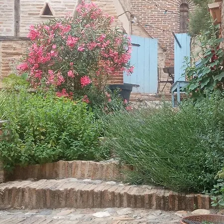 La Lauze Et L'anguille Bed and breakfast