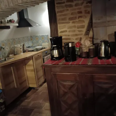 La Lauze Et L'anguille Bed and breakfast