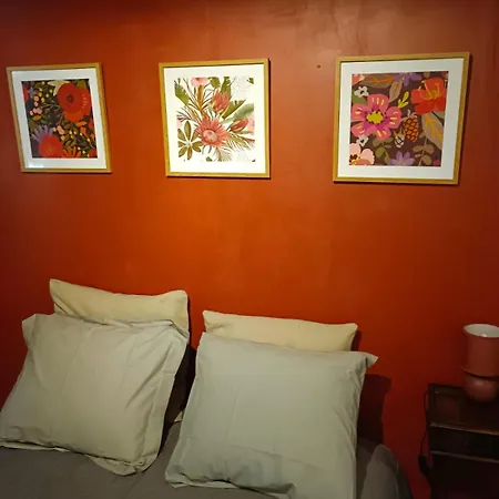 La Lauze Et L'anguille Bed and breakfast