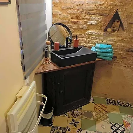 La Lauze Et L'anguille